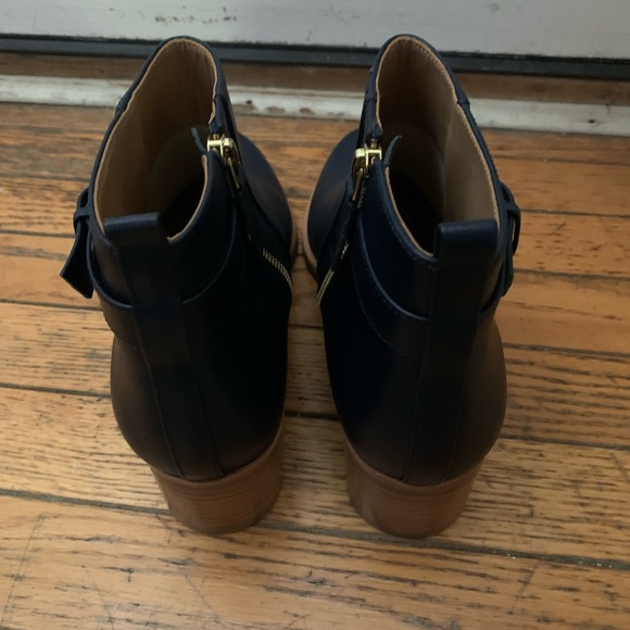 New Talbots SZ 9.5 Indigo Navy Blue Leather Booties Ankle Boots - Picture 8 of 13